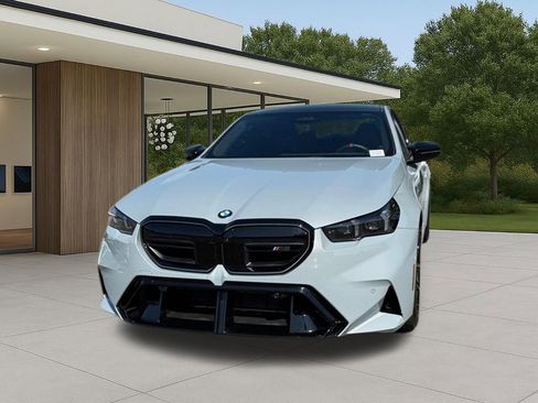 Used 2025 BMW M5 w/ Executive Package AWD/4WD image 3