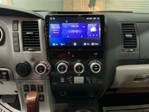 Used 2013 Toyota Sequoia Platinum w/ Preferred Accessory Pkg image 27