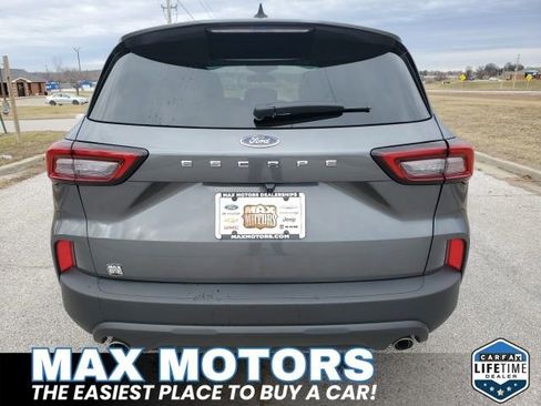 Certified 2025 Ford Escape ST-Line image 4