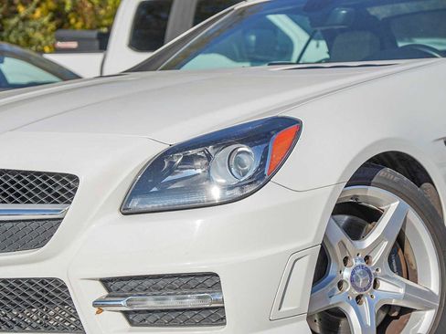 Used 2015 Mercedes-Benz SLK 250 w/ Premium Package image 3