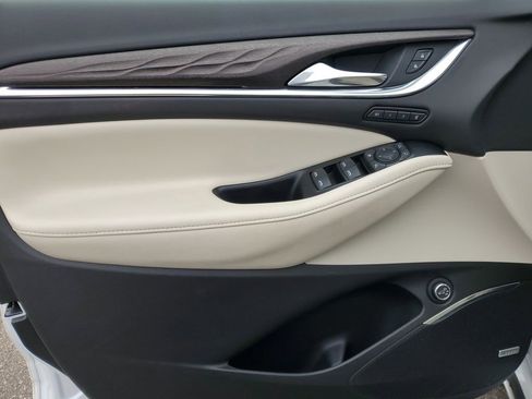 Certified 2023 Buick Enclave Avenir w/ Avenir Technology Package AWD/4WD image 24