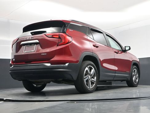 Used 2020 GMC Terrain SLT w/ Preferred Package image 14