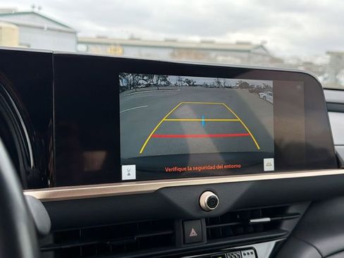 Certified 2024 Toyota Crown Limited image 30