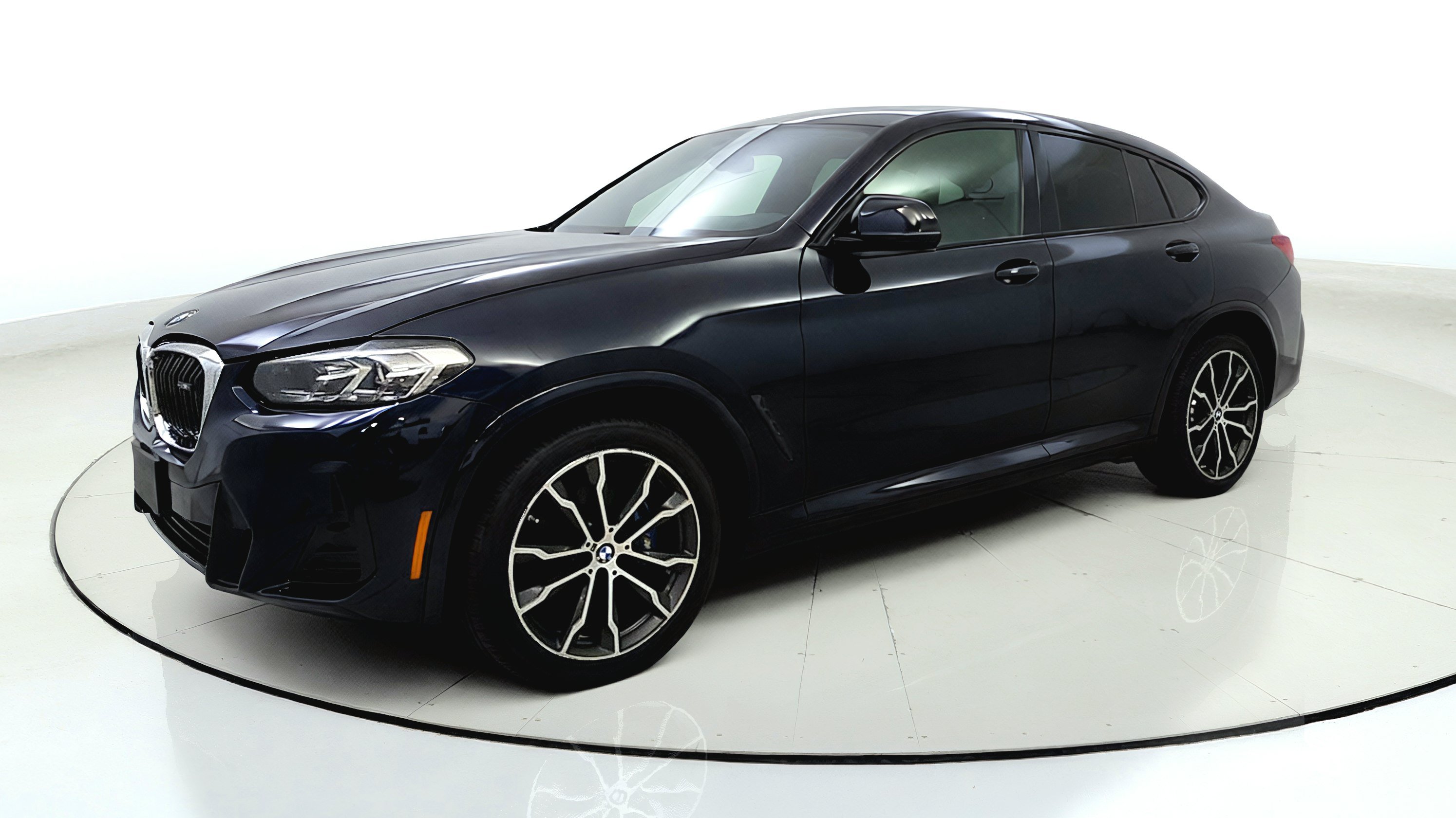 Used 2022 BMW X4 M40i AWD/4WD image 3