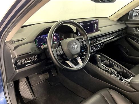 Used 2024 Honda Accord Touring image 15