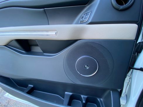 Used 2023 Ford Expedition Max Limited image 28