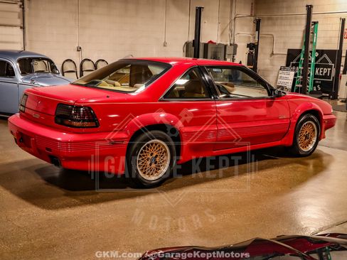 Used 1990 Pontiac Grand Prix SE FWD image 9
