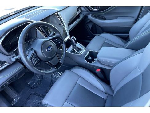 Used 2025 Subaru Outback Onyx Edition image 10