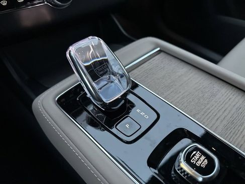 New 2026 Volvo XC90 T8 Plus image 13