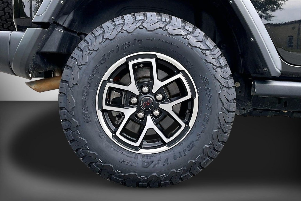 Certified 2024 Jeep Wrangler Unlimited Rubicon AWD/4WD image 34