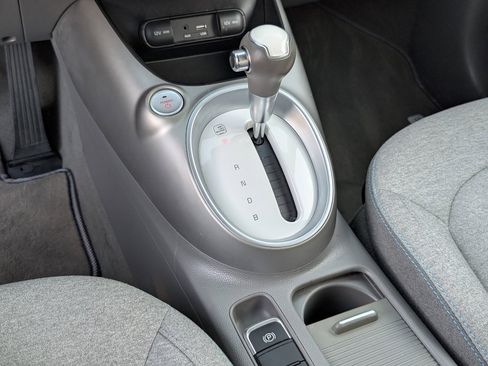 Used 2017 Kia Soul EV image 15