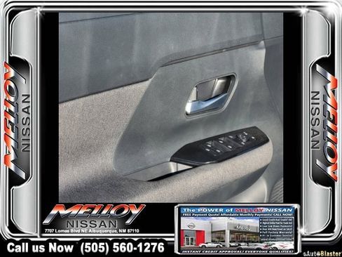 Used 2025 Nissan Kicks SV image 6