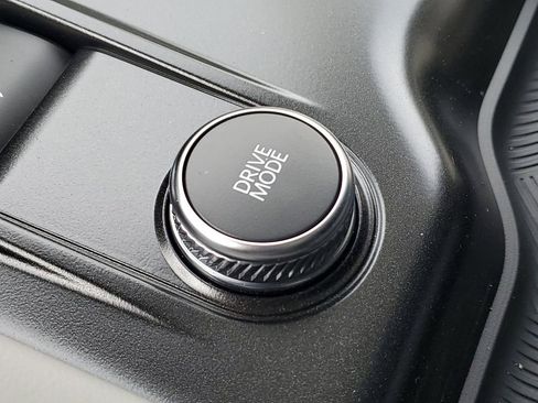 New 2026 Ford Explorer Active w/ Active Comfort Package image 23