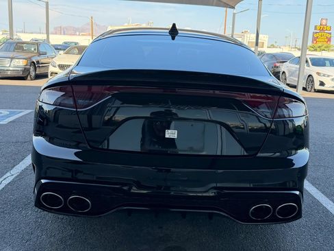 Used 2022 Kia Stinger GT2 RWD image 8