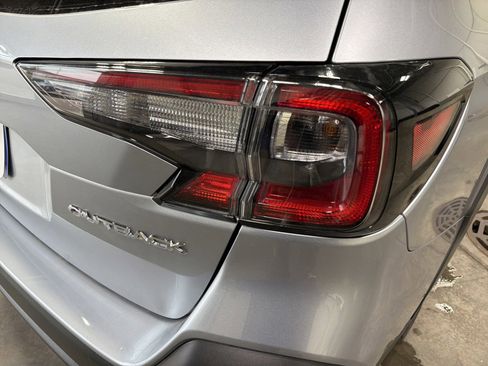 Certified 2025 Subaru Outback Premium image 11