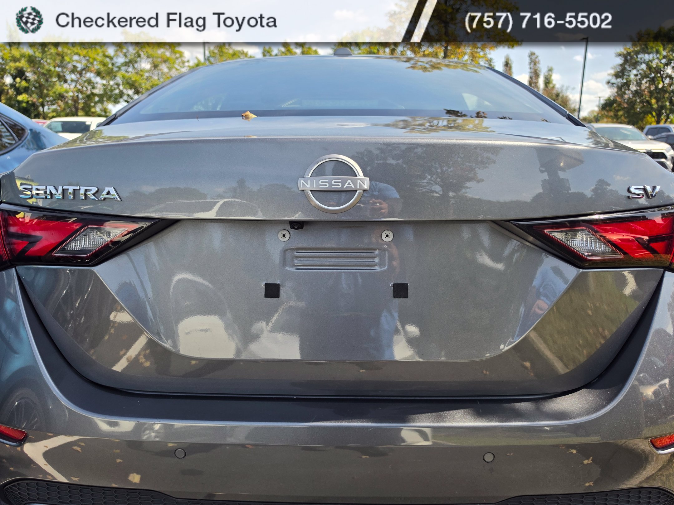 Used 2024 Nissan Sentra SV FWD image 7