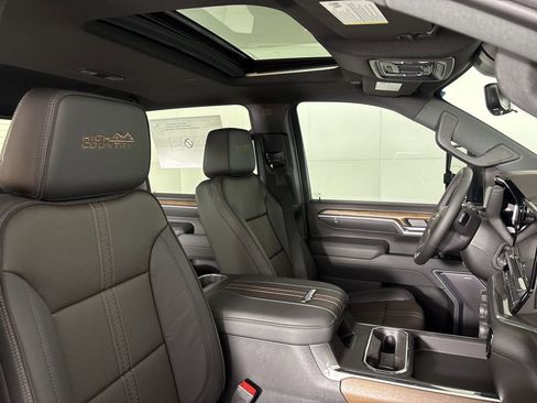 New 2026 Chevrolet Silverado 3500 High Country w/ High Country Premium Package AWD/4WD image 26