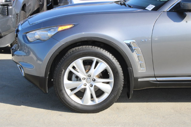 Used 2015 INFINITI QX70 2WD w/ Premium Package image 4
