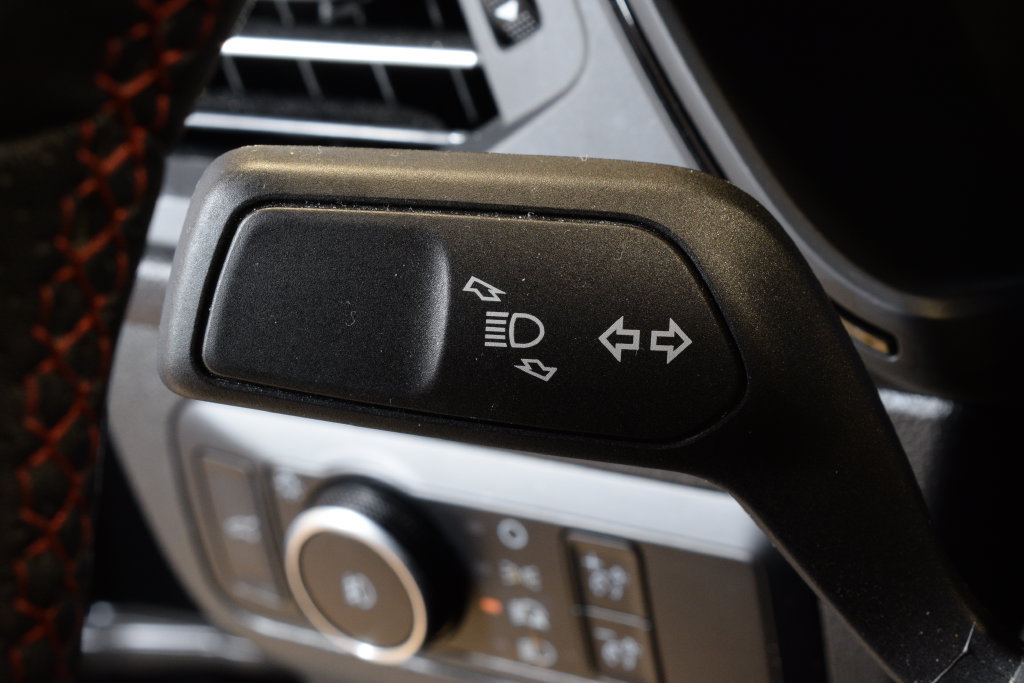 Used 2025 Ford Escape ST-Line Select AWD/4WD image 18