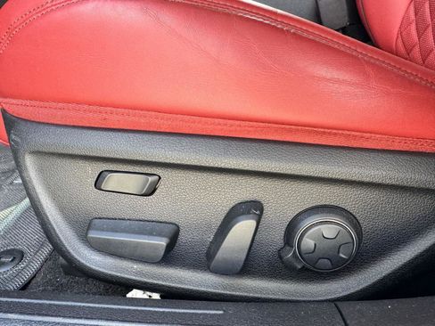 Used 2024 Genesis G70 3.3T Advanced w/ Sport Prestige Package image 8