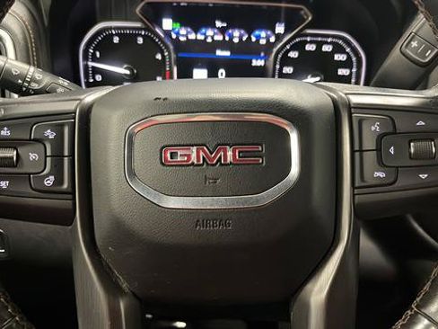 Used 2020 GMC Sierra 2500 AT4 w/ AT4 Premium Package AWD/4WD image 16