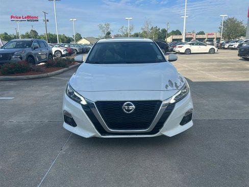 Used 2020 Nissan Altima 2.5 SL FWD image 2