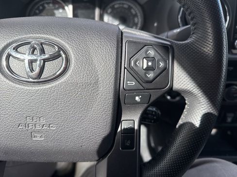 Used 2021 Toyota Tacoma TRD Sport image 30