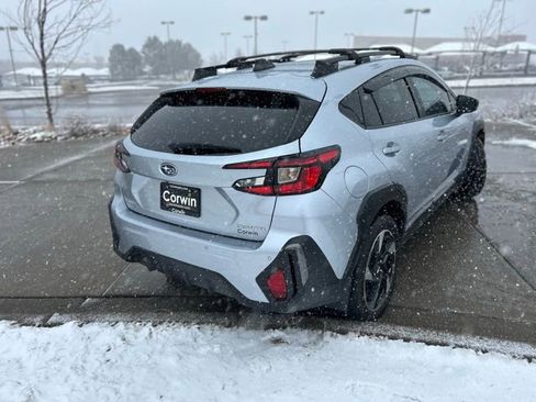 Used 2024 Subaru Crosstrek 2.5i Limited w/ Crosstrek Mirror Package image 9
