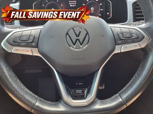 Used 2020 Volkswagen Atlas Cross Sport SEL R-Line AWD/4WD image 18