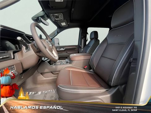New 2026 GMC Sierra 3500 Denali w/ Denali Reserve Package image 10