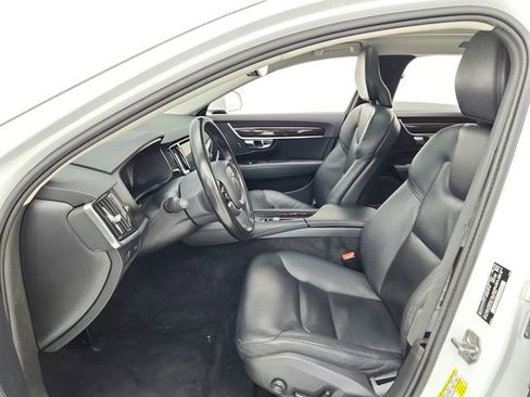 Used 2019 Volvo S90 T5 Momentum image 29