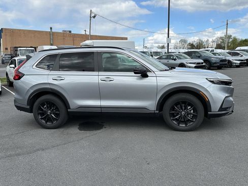 Used 2023 Honda CR-V Sport image 9