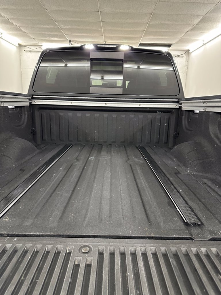 Used 2021 Nissan Titan PRO-4X w/ Pro-4x Convenience Package AWD/4WD image 30