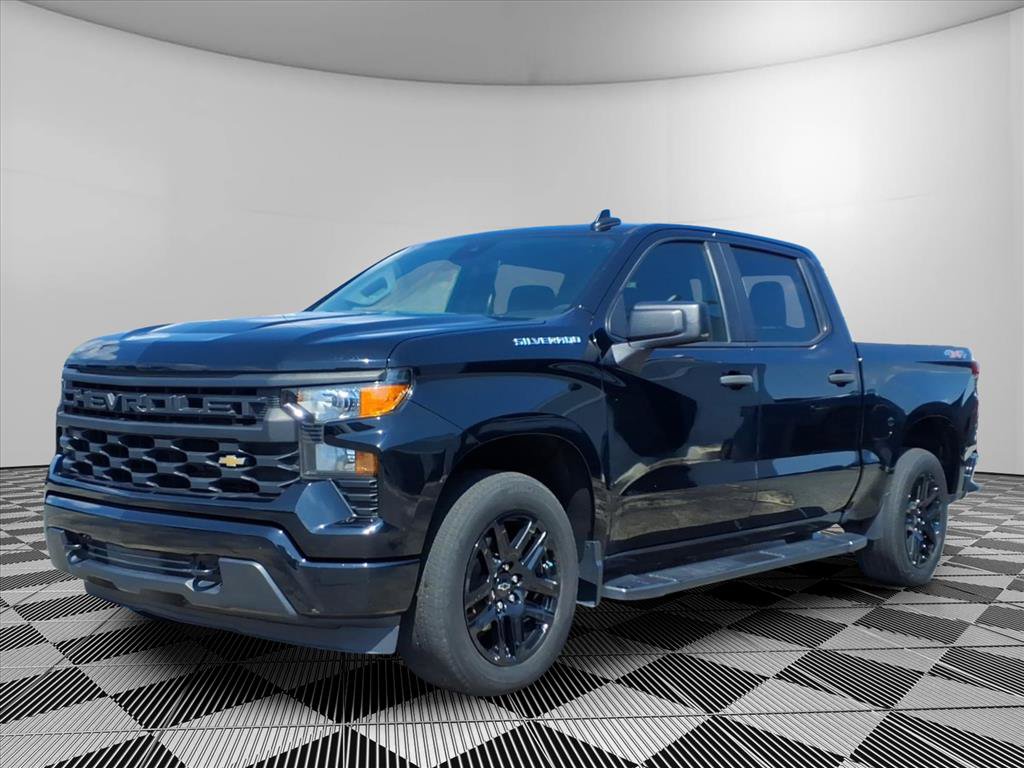 Used 2023 Chevrolet Silverado 1500 Custom AWD/4WD image 25