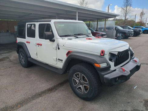 Used 2023 Jeep Wrangler Sport S image 2