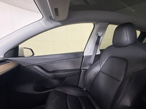 Used 2020 Tesla Model Y Long Range AWD/4WD image 17