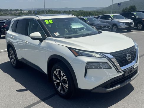 Used 2023 Nissan Rogue SV w/ SV Premium Package AWD/4WD image 1