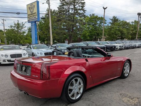 Used 2004 Cadillac XLR RWD image 41