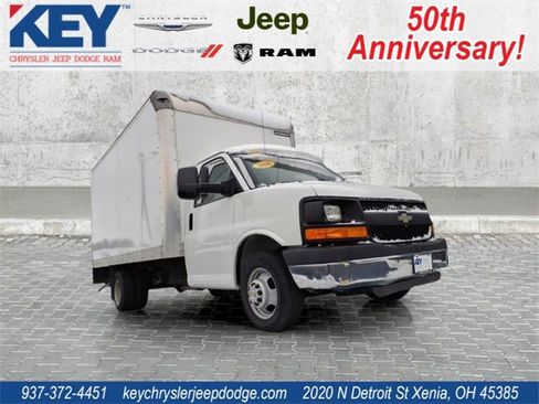 Used 2016 Chevrolet Express 3500 Work Van image 1