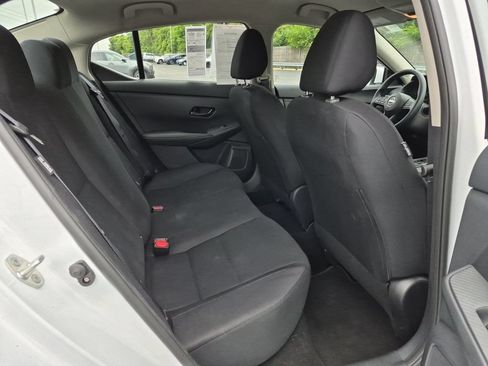 Used 2025 Nissan Sentra S FWD image 28