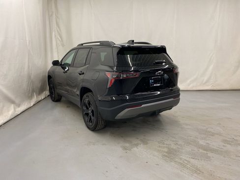 New 2026 Chevrolet Equinox LT w/ Midnight Edition AWD/4WD image 5
