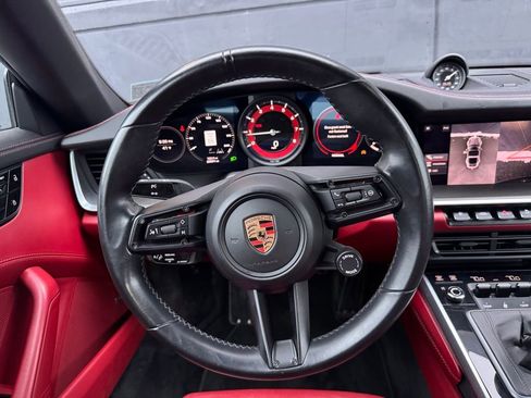 Certified 2021 Porsche 911 Targa 4S image 25