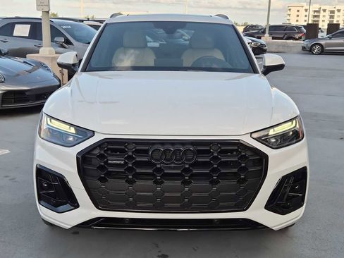 Certified 2025 Audi Q5 2.0T Premium Plus image 9