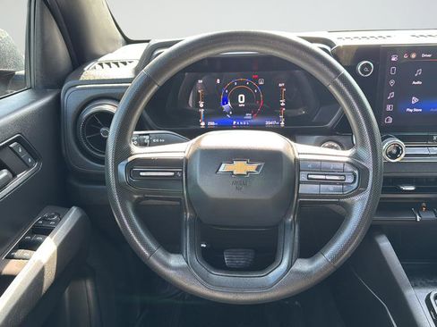 Used 2023 Chevrolet Colorado W/T image 16