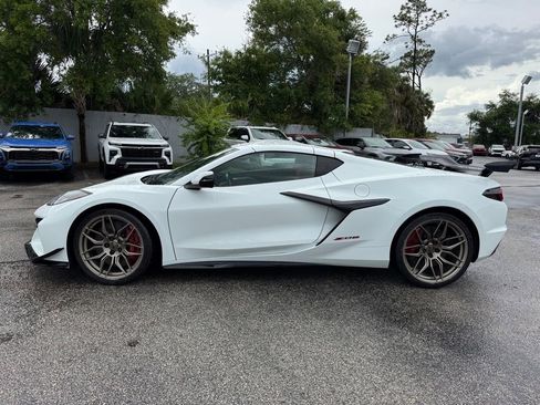 New 2025 Chevrolet Corvette Z06 w/ Z07 Performance Package RWD image 5