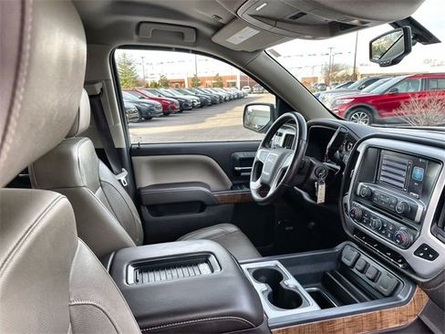 Used 2018 GMC Sierra 1500 SLT w/ SLT Premium Package image 18