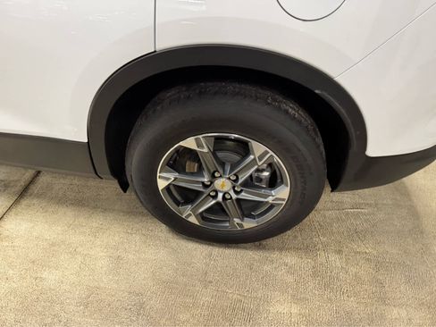 Certified 2025 Chevrolet Blazer LT w/ Convenience Package image 9