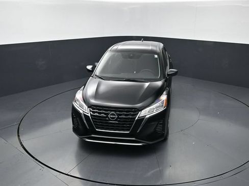 Used 2025 Nissan Kicks Play S w/ Interior Electronics Package FWD image 23