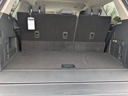 New 2025 Ford Expedition Active RWD image 29