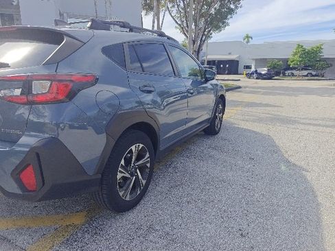 Used 2024 Subaru Crosstrek 2.0i Premium image 3